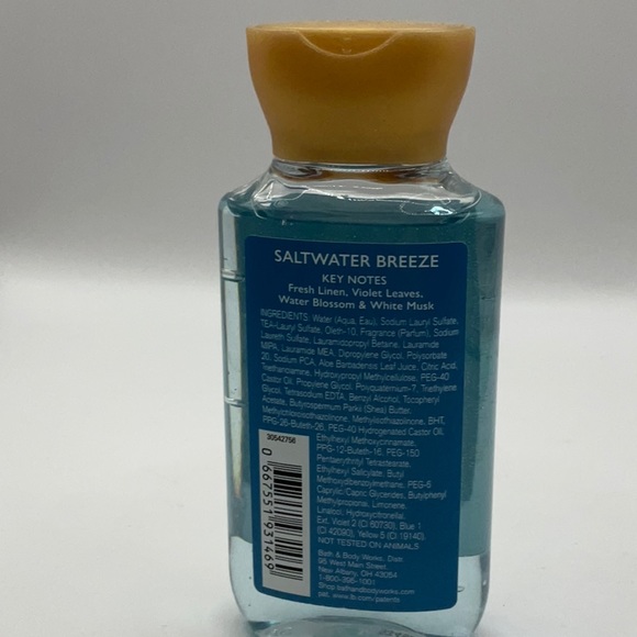 Bath & Body Works Saltwater Breeze Shower Gel 3 oz  Shea + Vitamin E  NEW - Picture 2 of 2